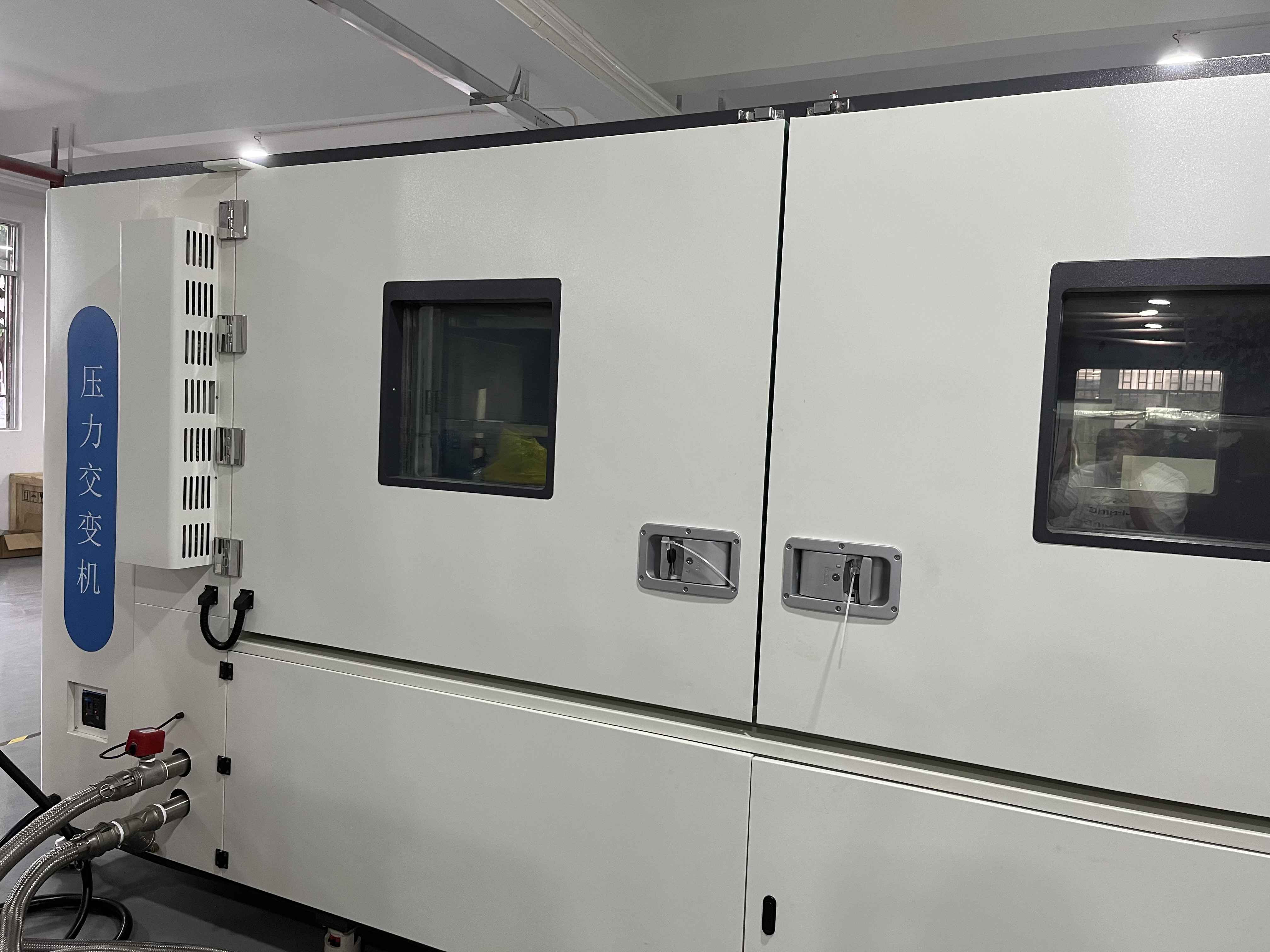 1-23052G51A2292.jpg