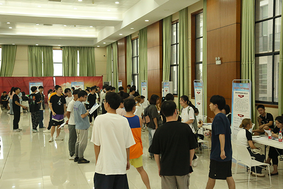 光明区2023年“追梦光明”校园招聘会在湖南高校成功举办(图10)